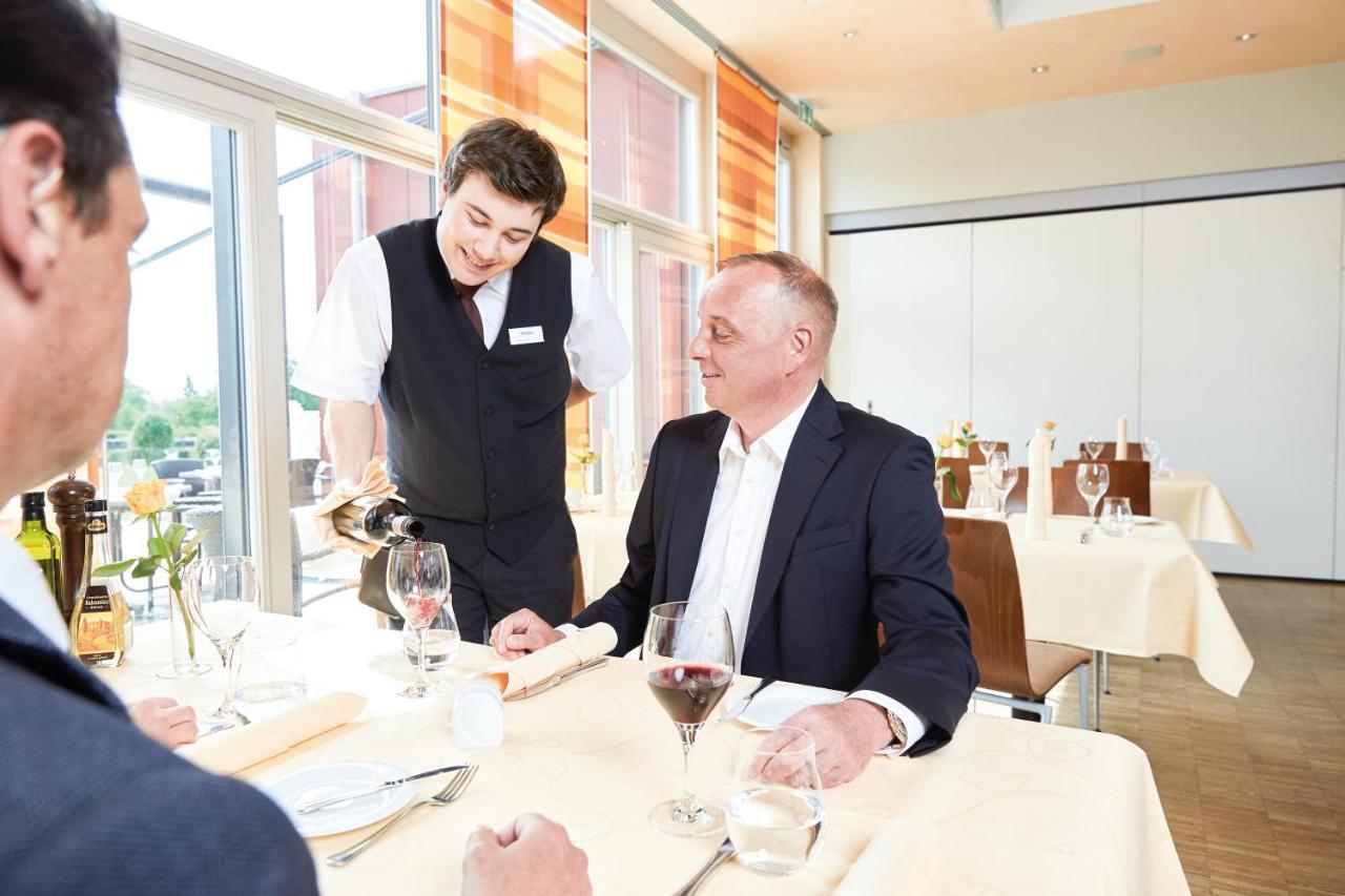Aramis Tagungs- Und Sporthotel Gäufelden Exteriér fotografie
